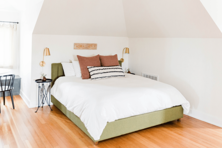 how-to-buy-and-sell-a-house-at-the-same-time